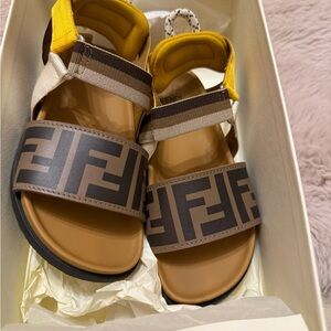 Fendi Kids Tan and Yellow Sandals